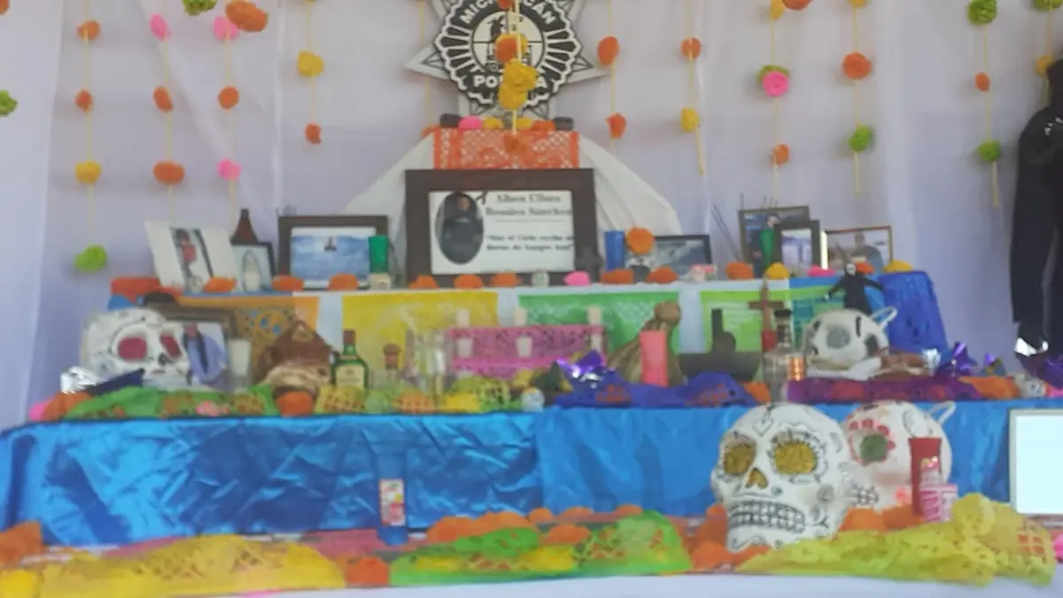 Altar oficiales caidos 1